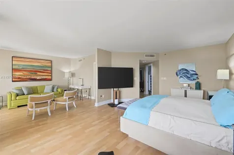 2600 Island Boulevard Aventura FL 33160