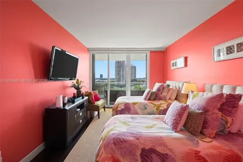 2600 Island Boulevard Aventura FL 33160