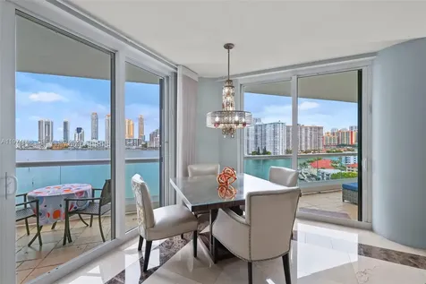2600 Island Boulevard Aventura FL 33160