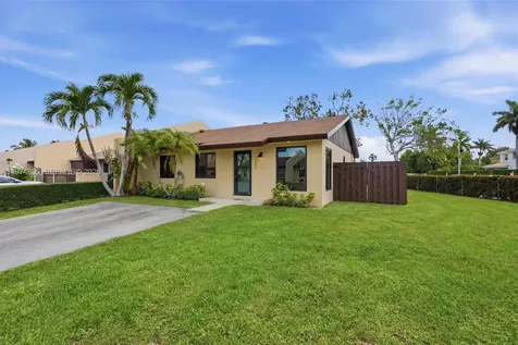 11959 SW 122nd Court Miami FL 33186