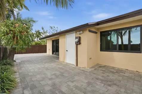 11959 SW 122nd Court Miami FL 33186