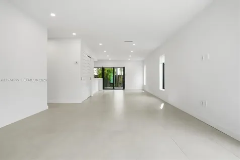 11959 SW 122nd Court Miami FL 33186