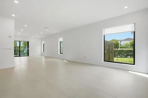 11959 SW 122nd Court Miami FL 33186
