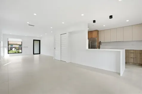 11959 SW 122nd Court Miami FL 33186