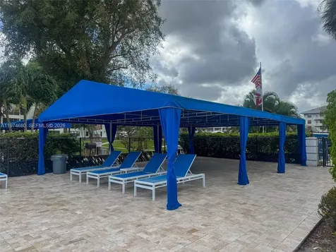 1709 Whitehall Drive Davie FL 33324