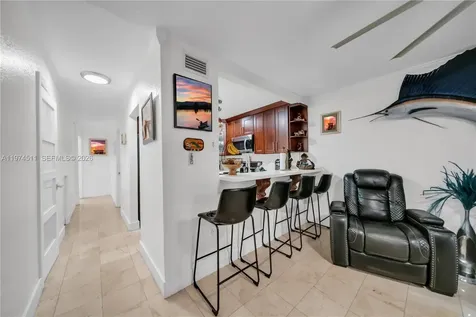 1540 W 42nd Place Hialeah FL 33012
