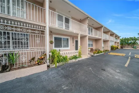 1540 W 42nd Place Hialeah FL 33012