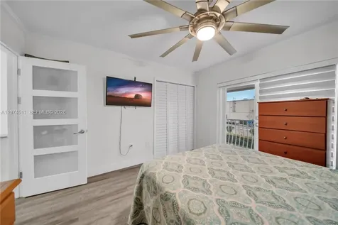 1540 W 42nd Place Hialeah FL 33012