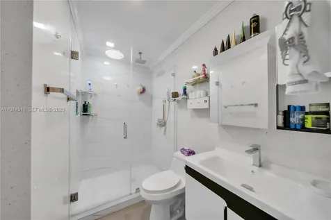 1540 W 42nd Place Hialeah FL 33012