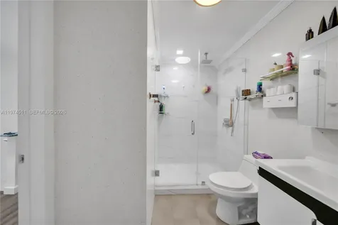 1540 W 42nd Place Hialeah FL 33012