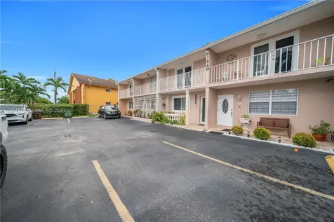1540 W 42nd Place Hialeah FL 33012