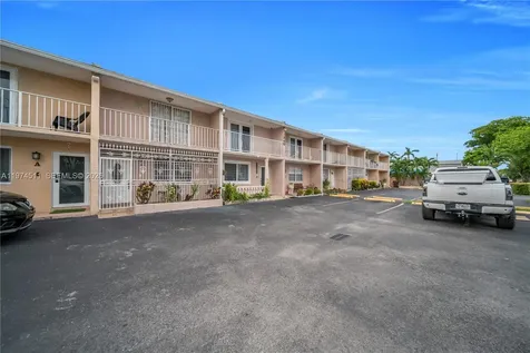 1540 W 42nd Place Hialeah FL 33012