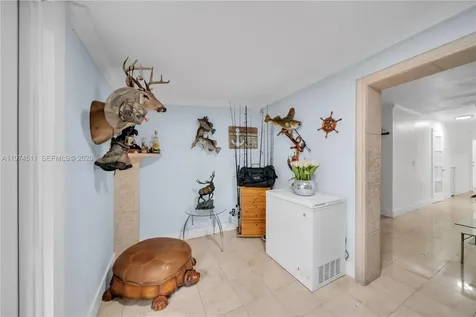 1540 W 42nd Place Hialeah FL 33012