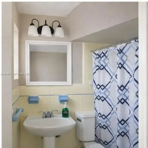 851 E 41st Street Hialeah FL 33013