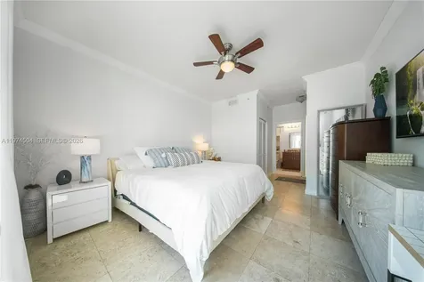 7290 SW 90th Street Miami FL 33156