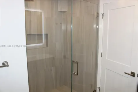 3857 Tree Top Drive Weston FL 33332