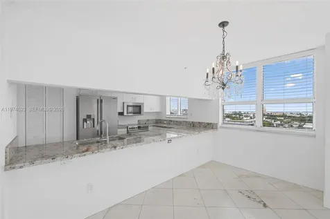 650 West Avenue Miami Beach FL 33139