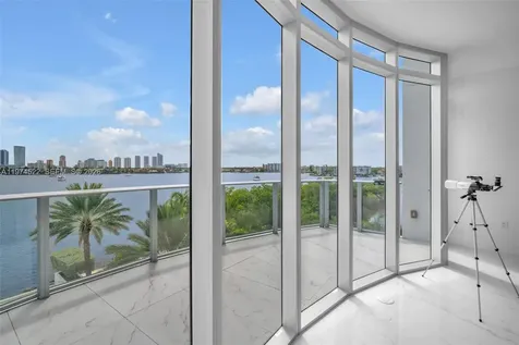 17111 Biscayne Boulevard North Miami Beach FL 33160