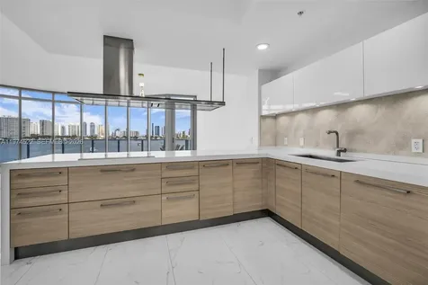17111 Biscayne Boulevard North Miami Beach FL 33160