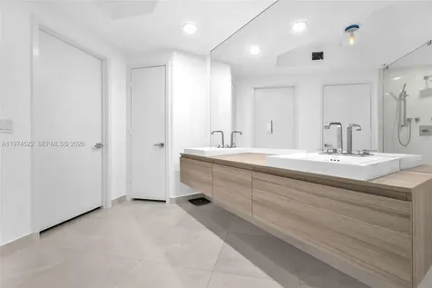 17111 Biscayne Boulevard North Miami Beach FL 33160