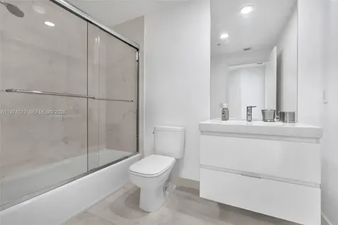 17111 Biscayne Boulevard North Miami Beach FL 33160