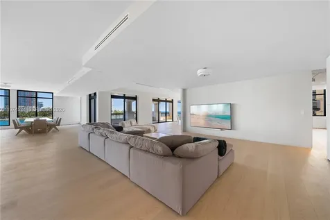 7043 Fisher Island Drive Miami Beach FL 33109