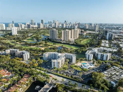 20500 W Country Club Drive Aventura FL 33180