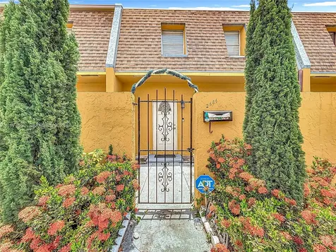 2686 NW 60th Way Sunrise FL 33313