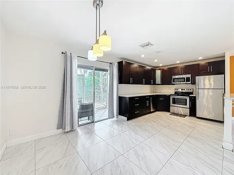 2686 NW 60th Way Sunrise FL 33313