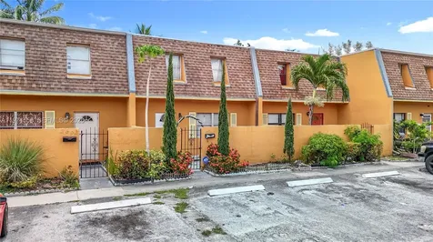2686 NW 60th Way Sunrise FL 33313