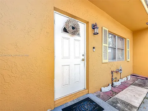 2686 NW 60th Way Sunrise FL 33313