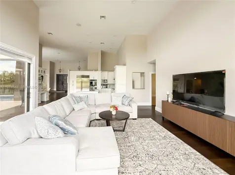 400 Alexandra Circle Weston FL 33326