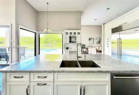 400 Alexandra Circle Weston FL 33326