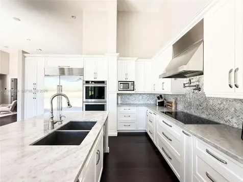 400 Alexandra Circle Weston FL 33326