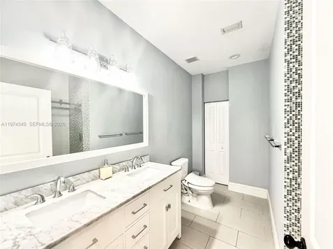 400 Alexandra Circle Weston FL 33326