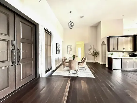400 Alexandra Circle Weston FL 33326