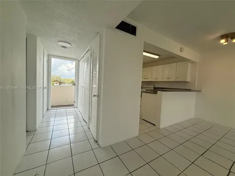 13215 NE 6th Avenue North Miami FL 33161