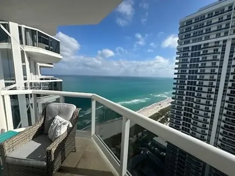 4779 Collins Avenue Avl06/1 Miami Beach FL 33140