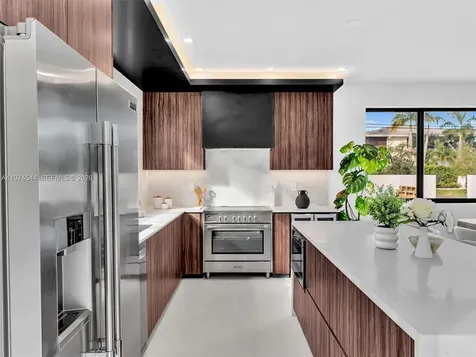 4648 SW 32nd Avenue Dania Beach FL 33312