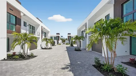 4648 SW 32nd Avenue Dania Beach FL 33312