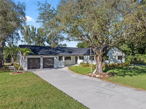15131 SW 31st Court Davie FL 33331