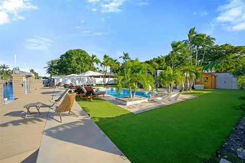 1935 Keystone Boulevard North Miami FL 33181