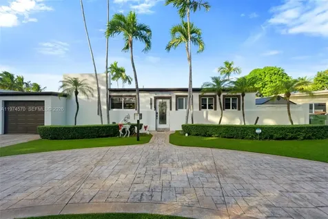1935 Keystone Boulevard North Miami FL 33181
