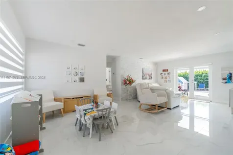7100 SW 19th Terrace Miami FL 33155