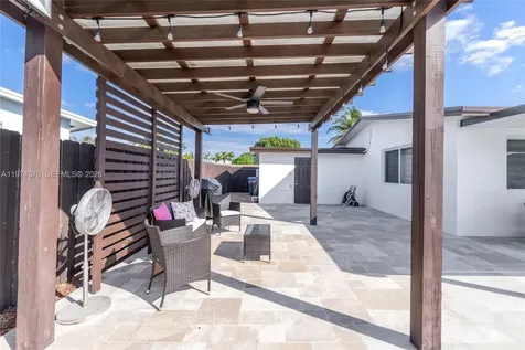 7100 SW 19th Terrace Miami FL 33155