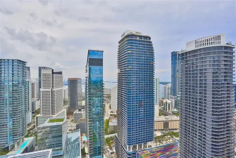88 SW 7th Street Miami FL 33130