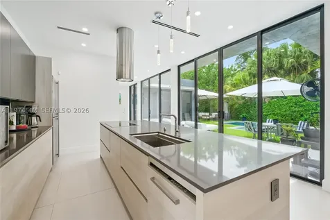 1845 NE 124th Street North Miami FL 33181