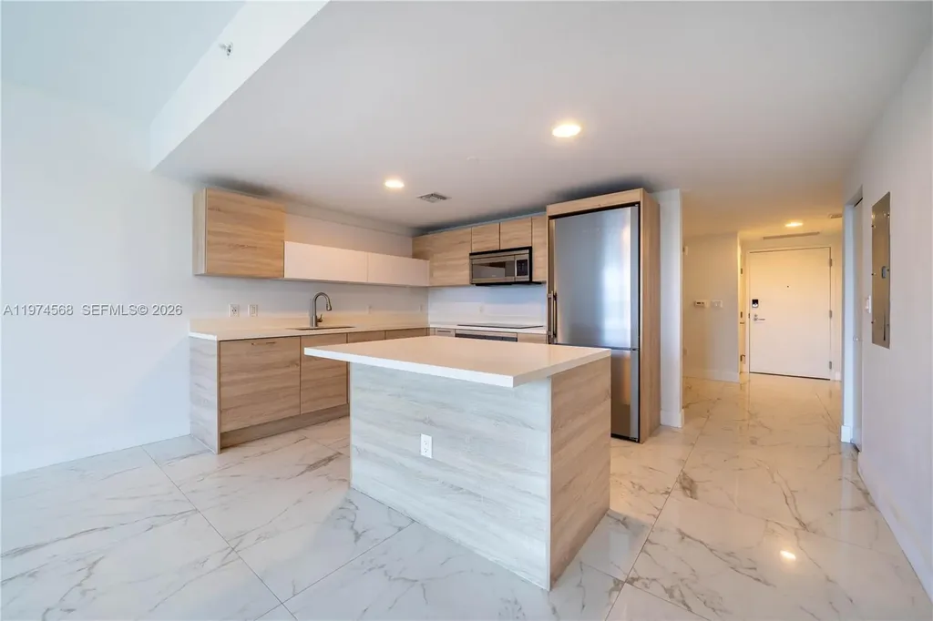 16385 Biscayne Boulevard North Miami Beach FL 33160