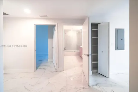 16385 Biscayne Boulevard North Miami Beach FL 33160