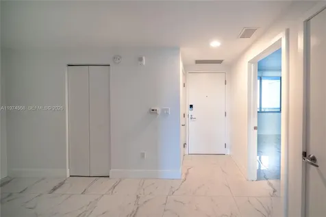 16385 Biscayne Boulevard North Miami Beach FL 33160
